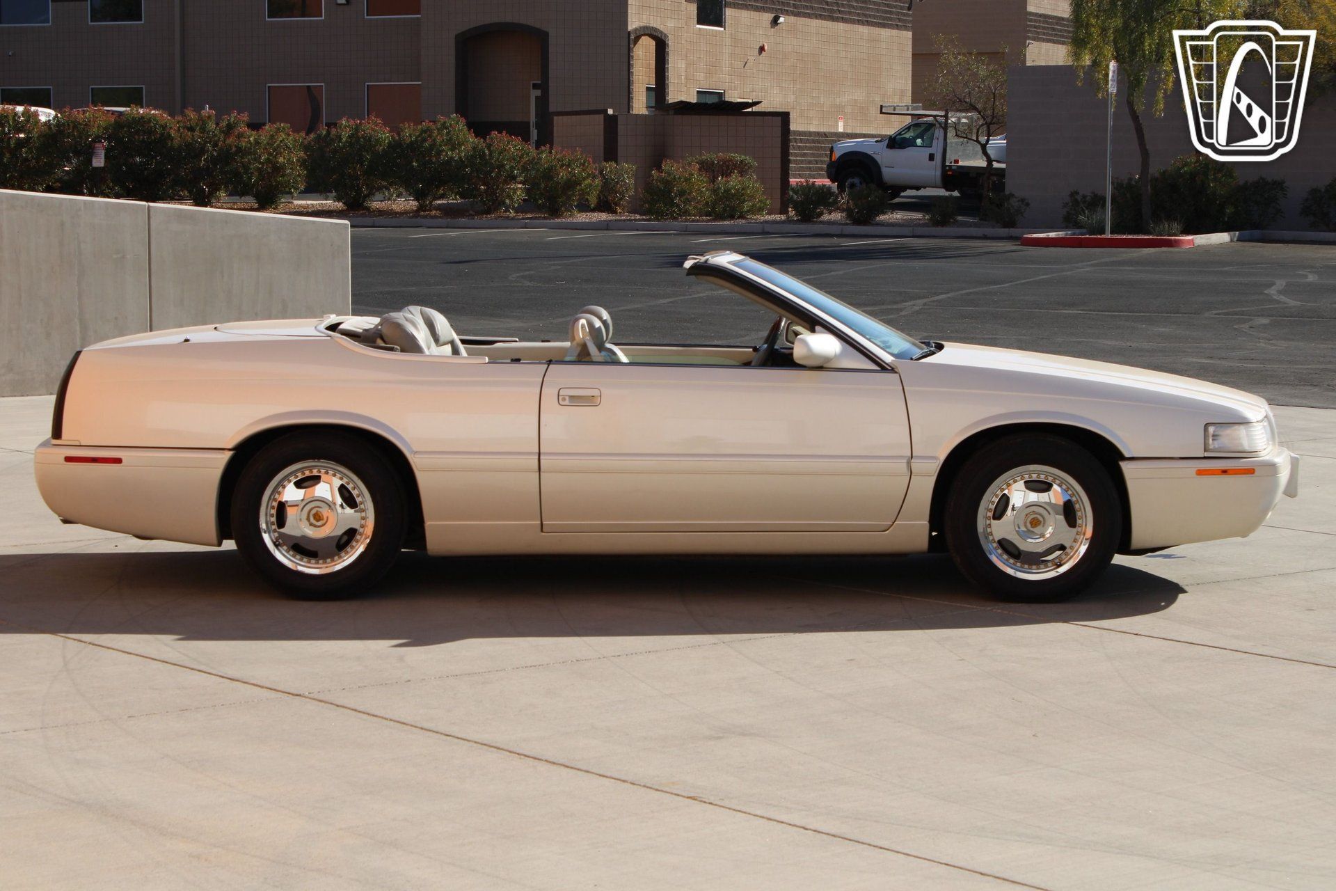 Used 2002 Cadillac Eldorado Touring w/ Preffered Equipment Group FWD image 20