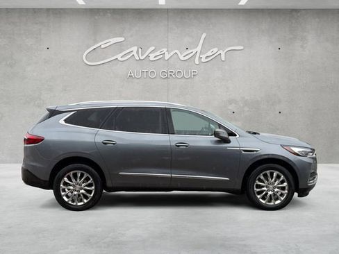 Used 2021 Buick Enclave Essence w/ Sound and Sites Package image 17