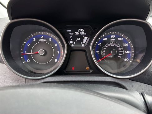 Used 2013 Hyundai Elantra GLS w/ Preferred Pkg FWD image 7