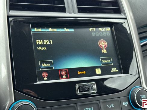 Used 2015 Chevrolet Malibu LT image 20