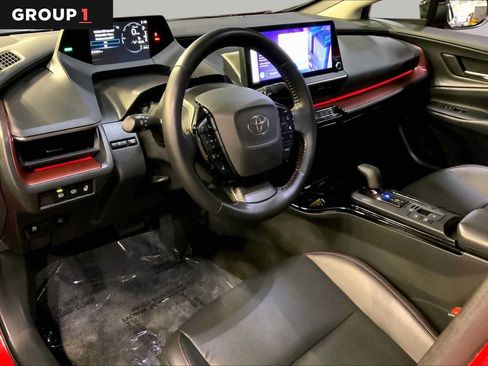 Used 2024 Toyota Prius Prime FWD image 34