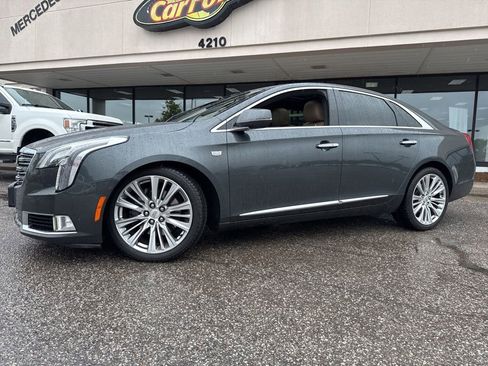 Used 2018 Cadillac XTS Platinum AWD/4WD image 9