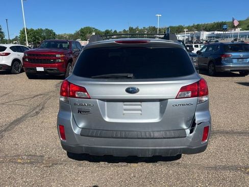 Used 2013 Subaru Outback 2.5i Premium w/ All-Weather Pkg AWD/4WD image 7
