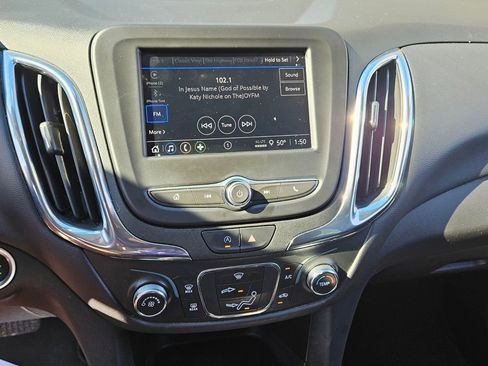 Used 2023 Chevrolet Equinox LT image 17