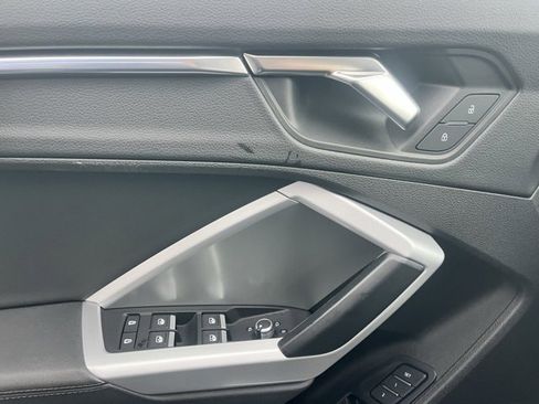 Used 2022 Audi Q3 2.0T Premium Plus image 26