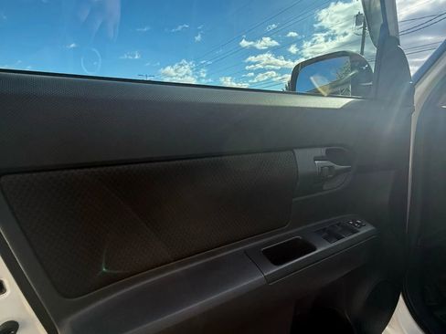 Used 2010 Scion xB image 15