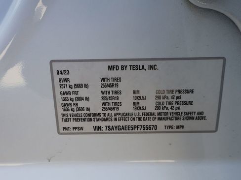 Used 2023 Tesla Model Y Long Range AWD/4WD image 51