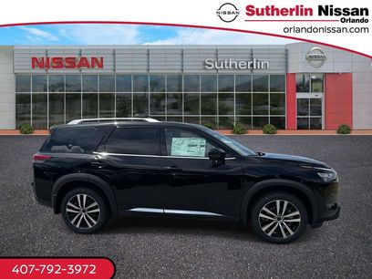 New 2025 Nissan Pathfinder Platinum w/ Cargo Package