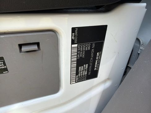 Used 2015 Mercedes-Benz Sprinter 3500 image 34