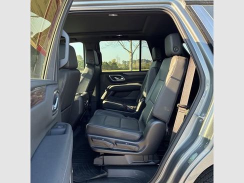 Used 2022 Chevrolet Tahoe LT w/ LT Signature Plus Package image 25