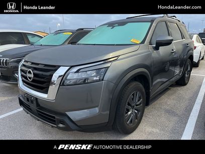 Used 2023 Nissan Pathfinder SV w/ SV Premium Package