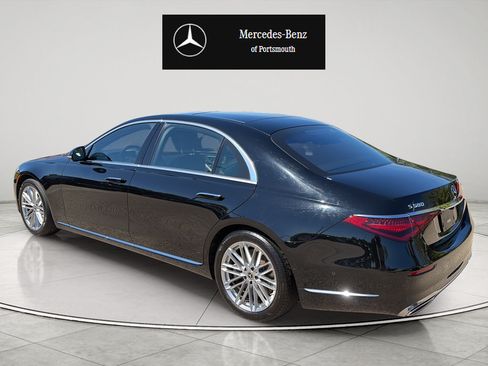 Used 2021 Mercedes-Benz S 580 4MATIC Sedan image 3