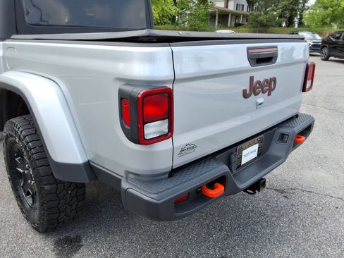 Used 2023 Jeep Gladiator Mojave w/ Cold Weather Group AWD/4WD image 13