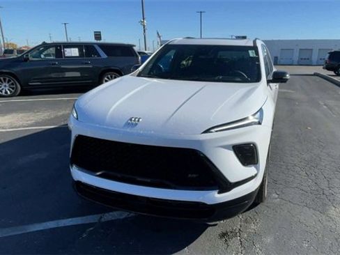 New 2025 Buick Enclave Sport Touring w/ Power Package image 5