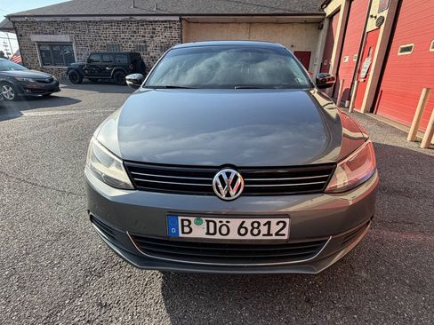Used 2014 Volkswagen Jetta SE FWD image 10