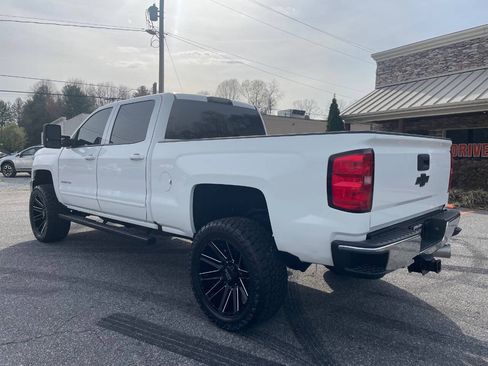Used 2018 Chevrolet Silverado 2500 LT w/ LT Fleet Convenience Package AWD/4WD image 12
