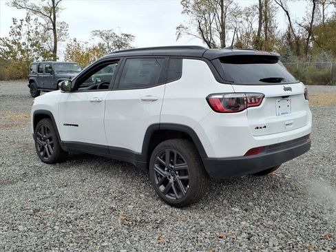 New 2026 Jeep Compass Limited image 3