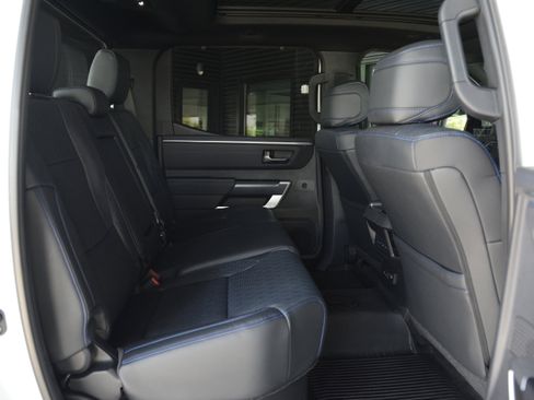 Used 2023 Toyota Tundra Platinum AWD/4WD image 36