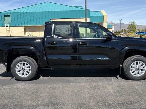 New 2026 Toyota Tacoma SR5 AWD/4WD image 2