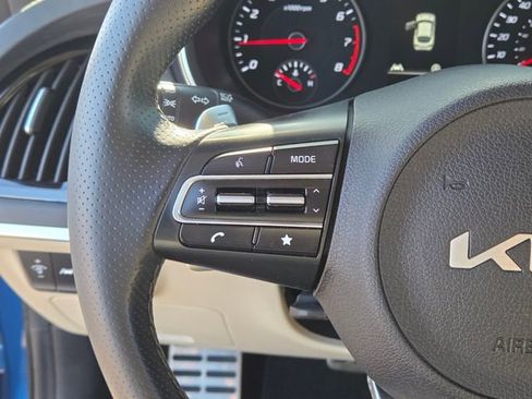 Used 2022 Kia Stinger GT1 image 18