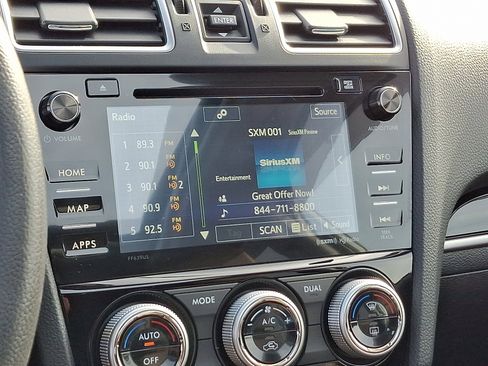 Used 2018 Subaru Forester 2.5i Touring image 18