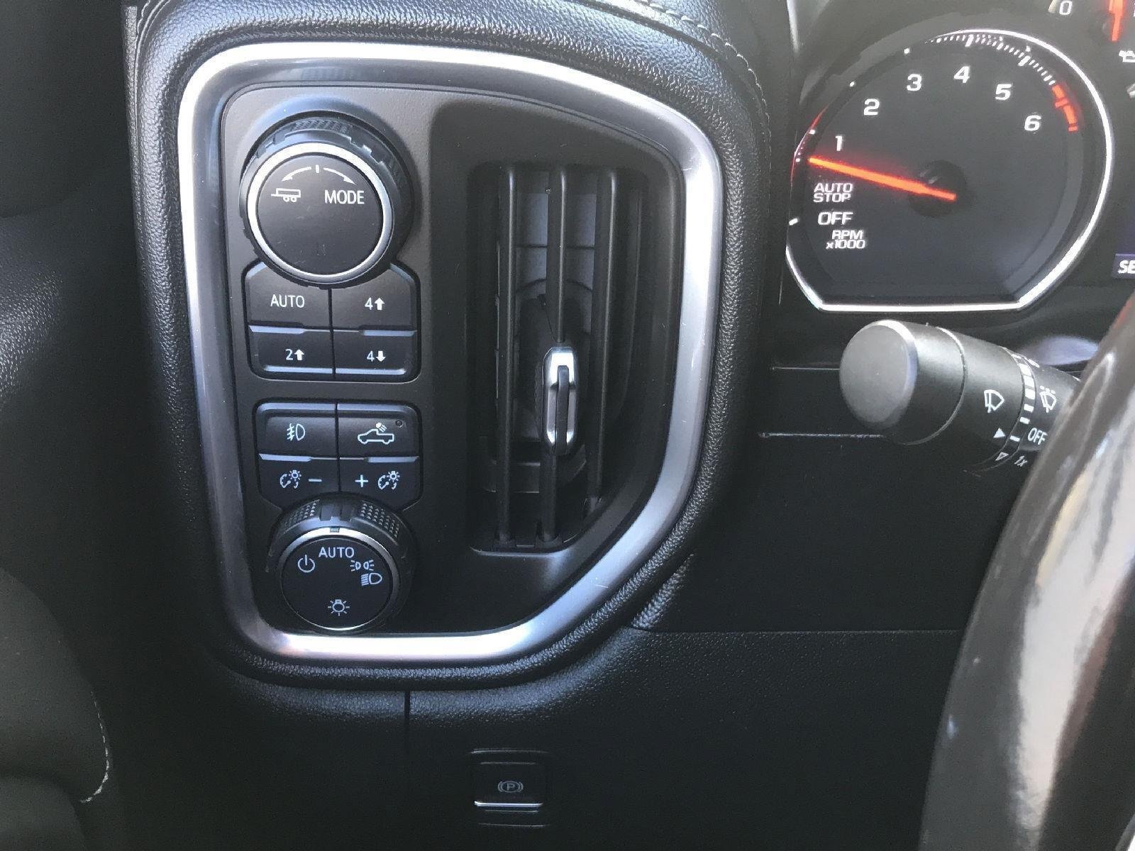Used 2020 Chevrolet Silverado 1500 RST AWD/4WD image 46