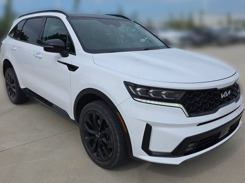 Used 2023 Kia Sorento SX AWD/4WD image 7