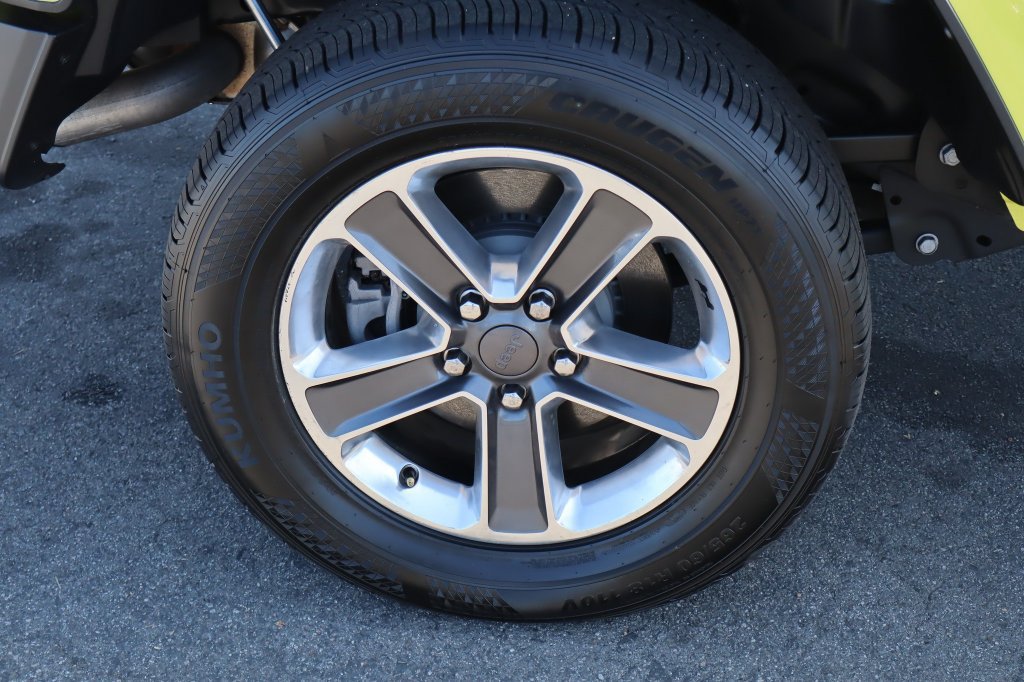 Used 2024 Jeep Wrangler Unlimited AWD/4WD image 11
