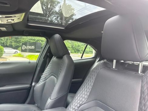 Used 2021 Lexus UX 250h w/ Premium Package AWD/4WD image 12
