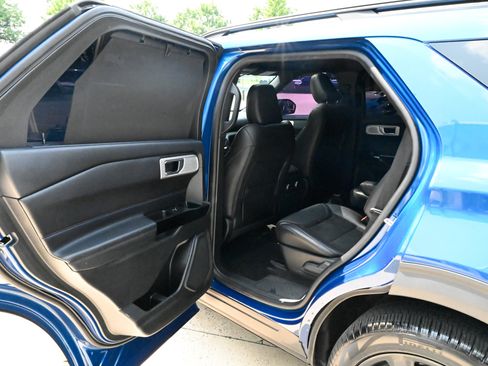 Used 2023 Ford Explorer ST w/ Equipment Group 401A AWD/4WD image 36