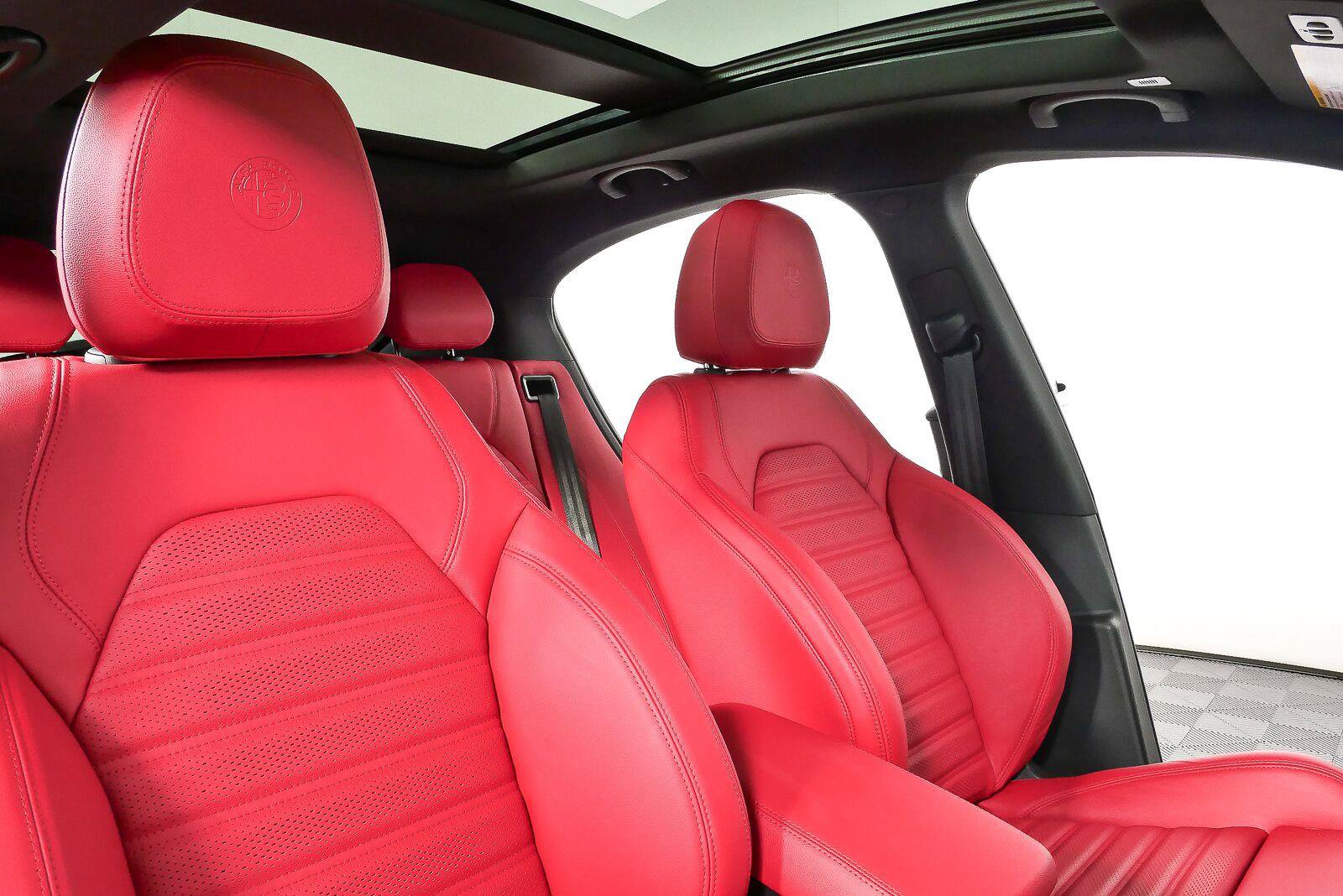 New 2026 Alfa Romeo Stelvio Sprint AWD/4WD image 24