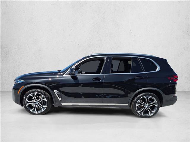 Used 2026 BMW X5 sDrive40i w/ Climate Comfort Package RWD image 9