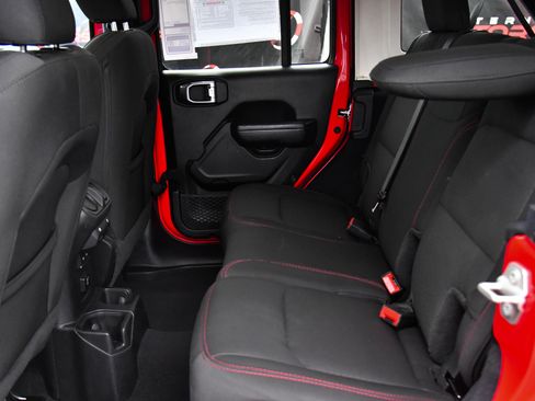 Used 2023 Jeep Wrangler Unlimited Rubicon image 35