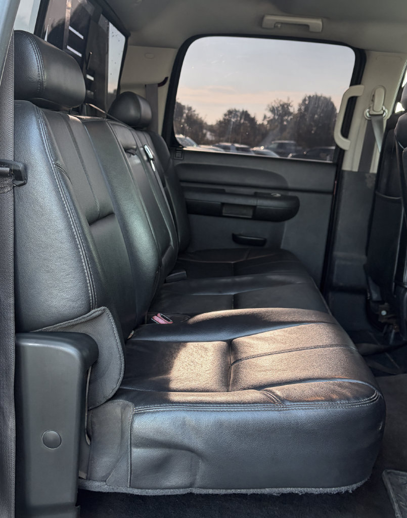 Used 2013 Chevrolet Silverado 2500 LT w/ Texas Edition AWD/4WD image 16