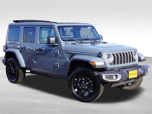 Certified 2025 Jeep Wrangler Unlimited Sahara w/ Safety Group image 2