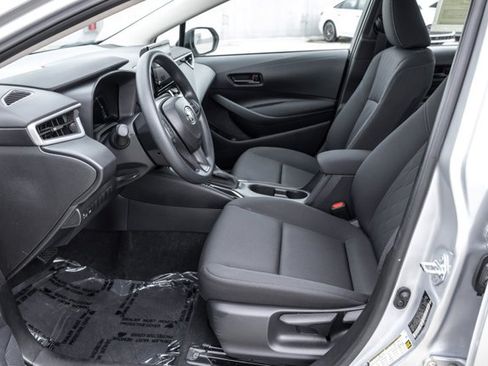 Used 2026 Toyota Corolla LE FWD image 11