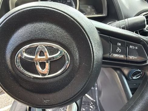 Used 2019 Toyota Yaris LE FWD image 20