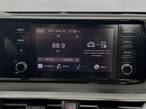 Used 2023 Kia K5 LXS image 21