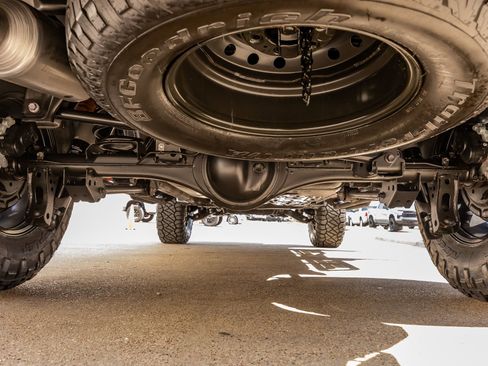 Used 2025 Toyota Tacoma TRD Off-Road image 16