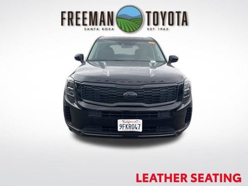 Used 2021 Kia Telluride EX w/ EX Premium Package image 3