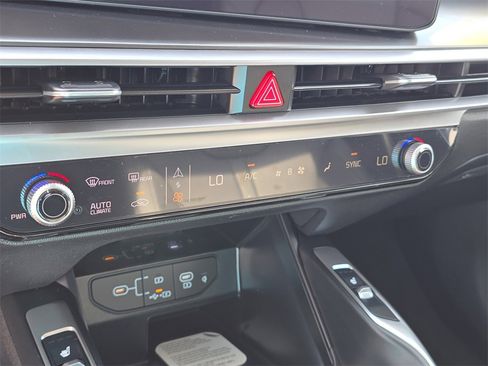 New 2026 Kia Sorento EX image 25