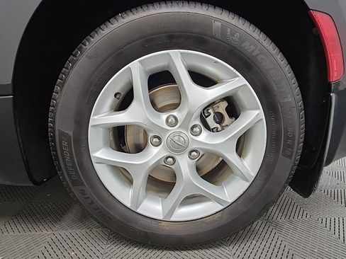 Used 2017 Chrysler Pacifica Touring-L w/ Tire & Wheel Group image 40