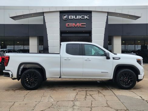 New 2026 GMC Sierra 1500 Elevation image 3