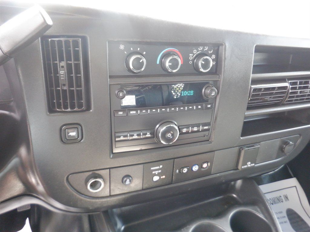 Used 2020 GMC Savana 2500 w/ Driver Convenience Package RWD image 19