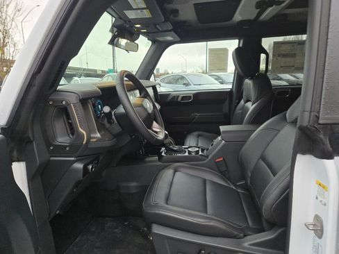 New 2025 Ford Bronco Badlands AWD/4WD image 12