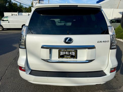 Used 2020 Lexus GX 460 Premium image 4