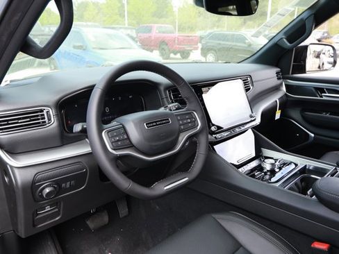 New 2026 Jeep Grand Wagoneer 4WD image 30