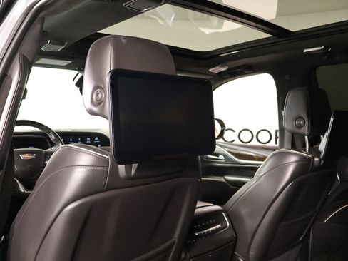 Used 2021 Cadillac Escalade Sport Platinum w/ LPO, ONYX Package AWD/4WD image 16