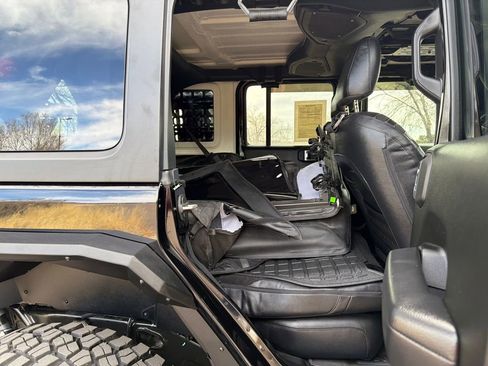 Used 2024 Jeep Wrangler Willys image 27