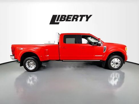 Certified 2019 Ford F450 Lariat w/ Tow Technology Bundle image 8